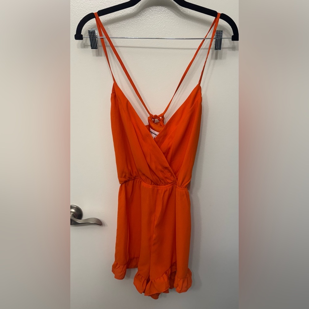NWT Superdown Kehlani Romper | Trendy Night Out One Piece Outfit - Picture 4 of 6